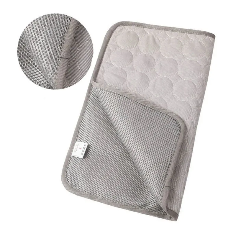 CDDMPET Pets Refreshing Carpet Pet Cooling Ice Pad Cold Silk Moisture-Proof Sofa Mats Tour Sleeping Bed Pet Accessories Dog Mat